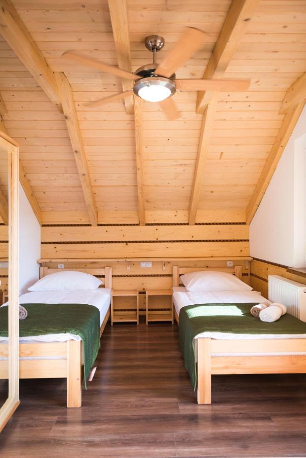 Osada Podroznika - Tel 883-198-802 Caloroczne W Bieszczadach Lodge *